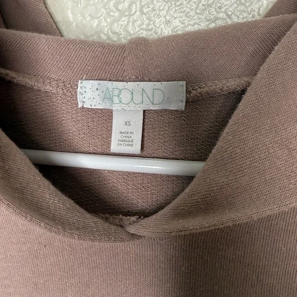 Abound Distressed Taupe Hoodie XS - Picture 2 of 4